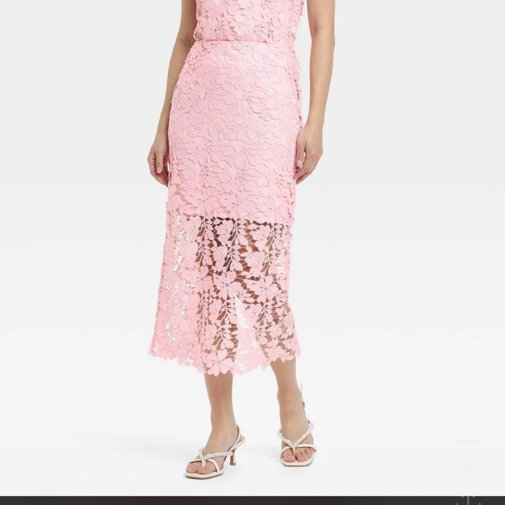 Women's Lace Midi Pencil Skirt Back Slit Size Medium A New Day pink NWT